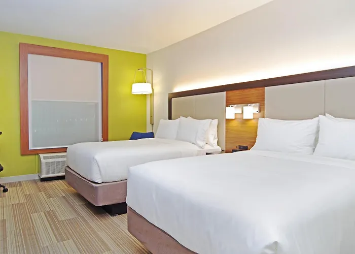 Express & - North - Scottsdale By Ihg Hotel 3*