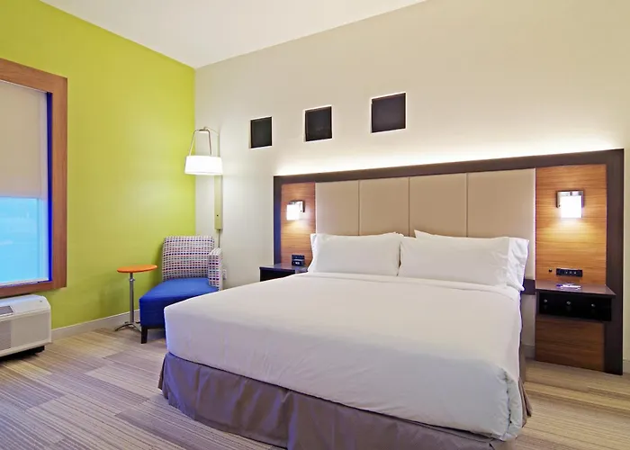 Express & - North - Scottsdale By Ihg Hotel 3*