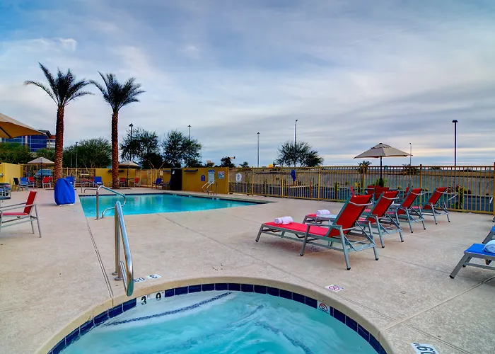 Express & - North - Scottsdale By Ihg Hotel 3*