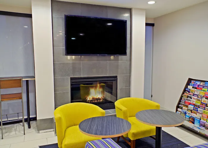 Express & - North - Scottsdale By Ihg Hotel 3*